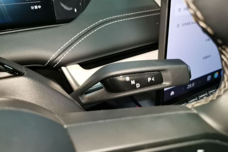 MI SU7 2024 car image #17
