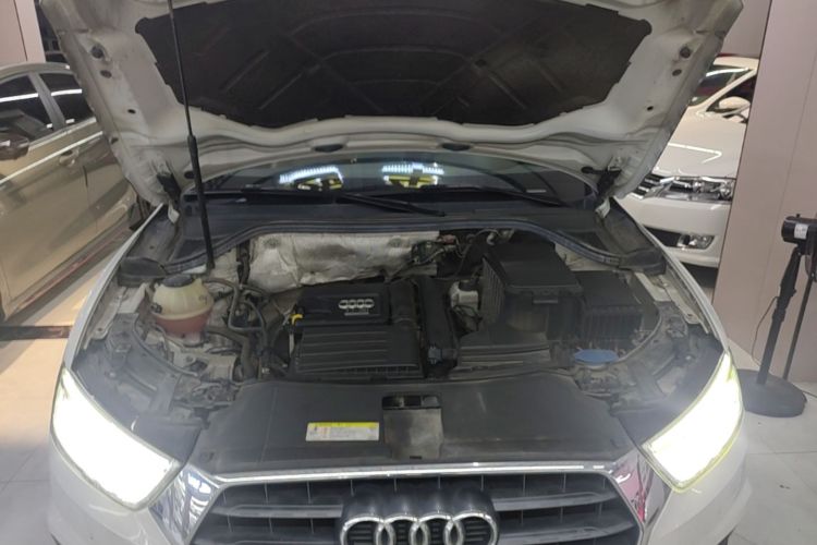 Audi Q3 2019 #20 Audi Q3 2019 car image #20