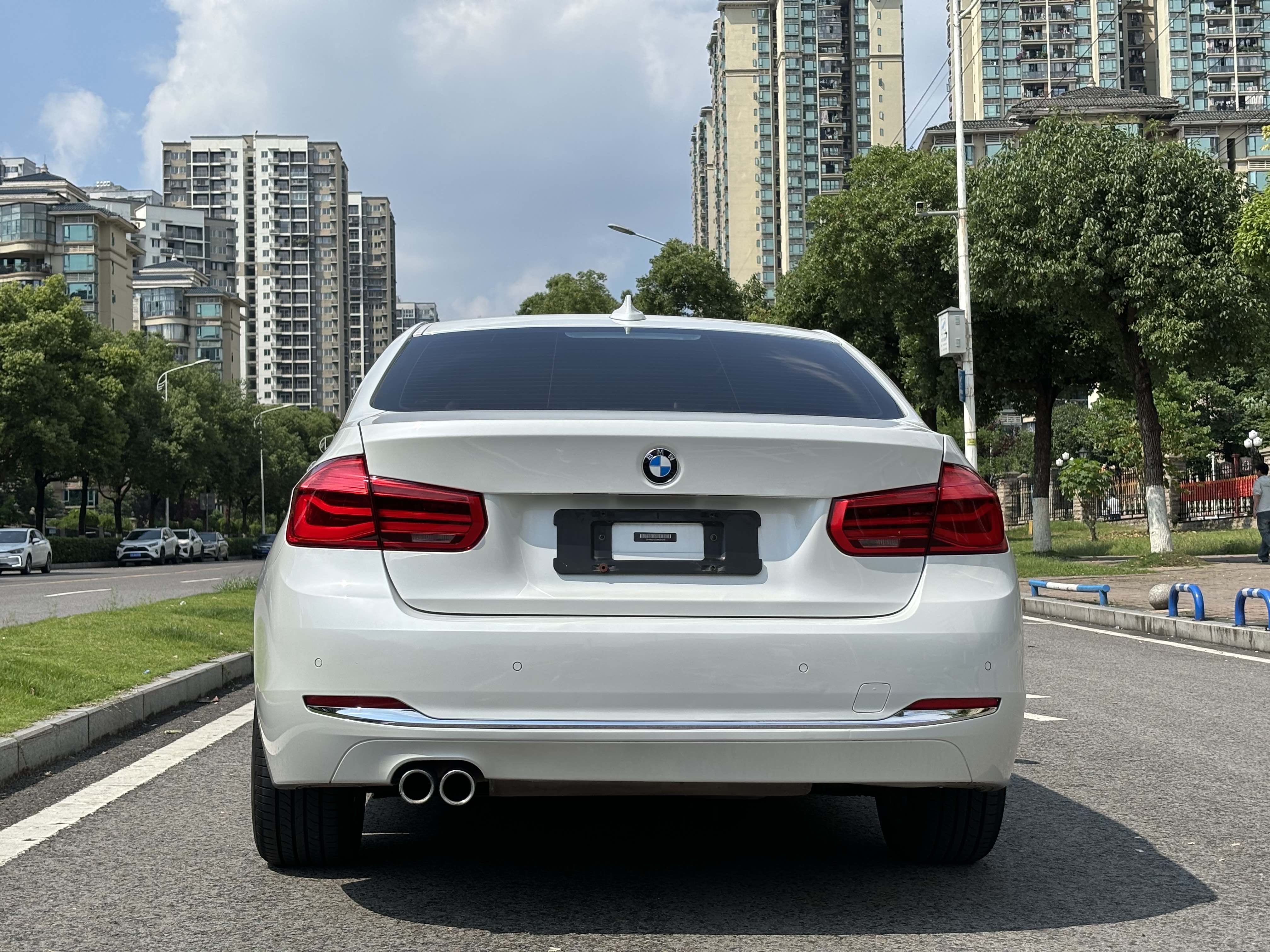 BMW 3 Series 2017 car image #7