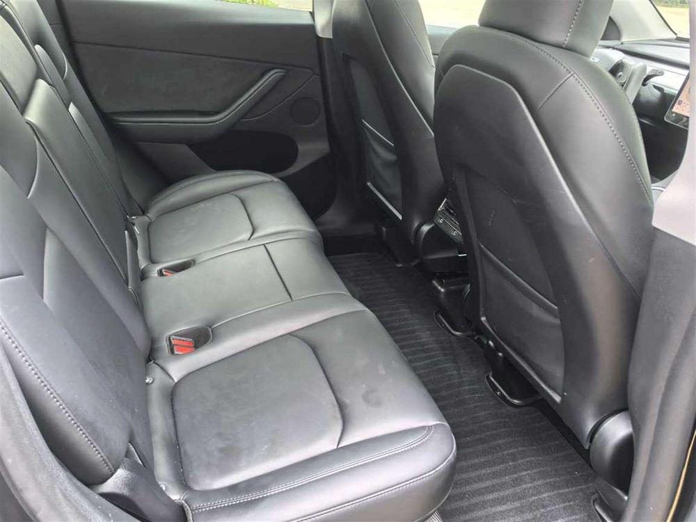 Tesla Model Y 2024 #14 Tesla Model Y 2024 car image #14