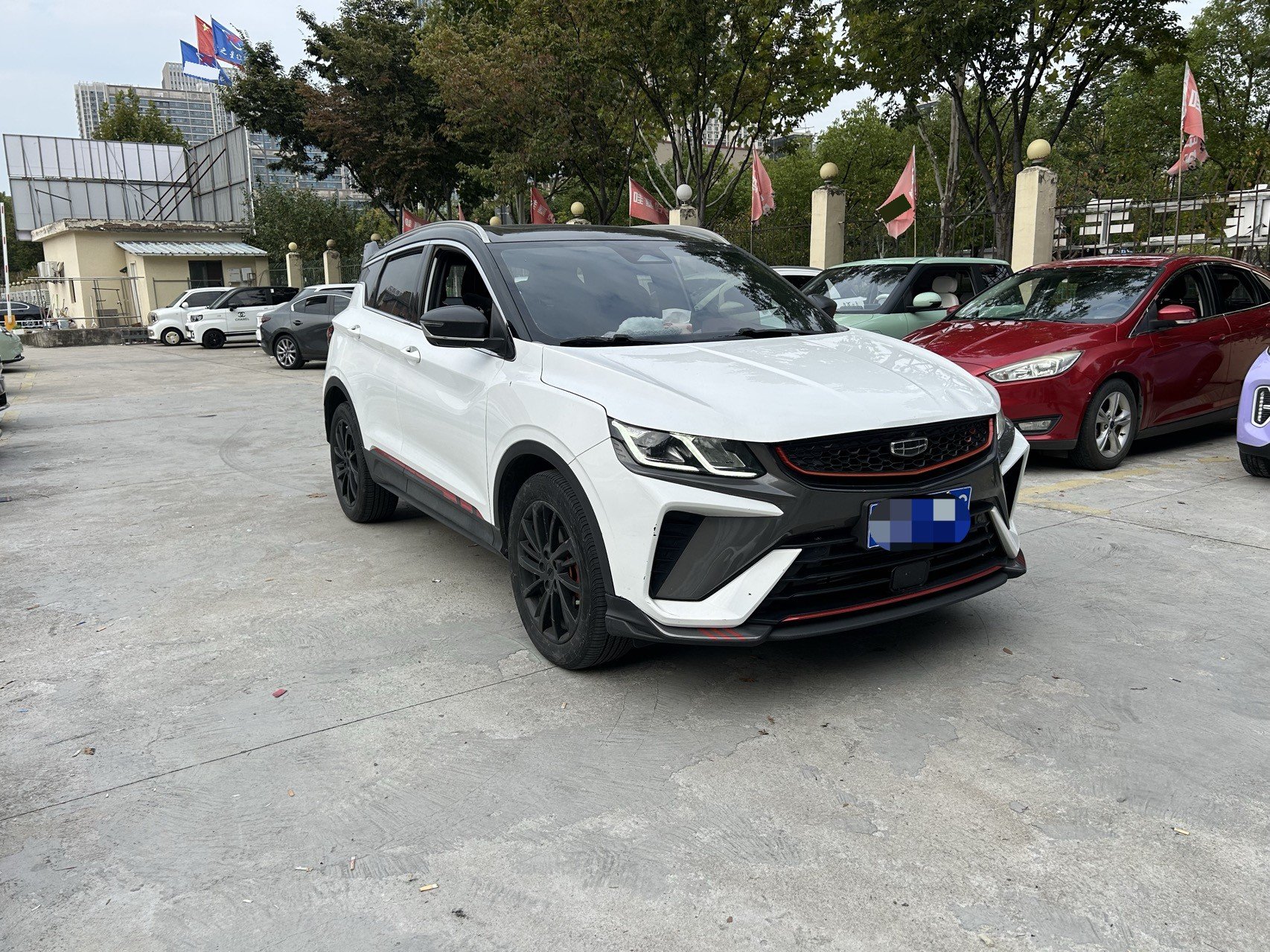 GEELY Coolray 2022 #3 GEELY Coolray 2022 صورة سيارة #3