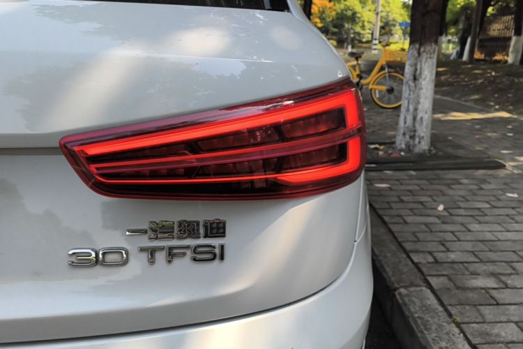 Audi Q3 2018 #8 Audi Q3 2018 car image #8