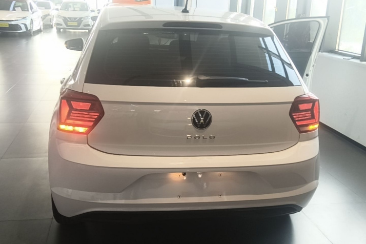 Volkswagen Polo 2023 car image #6
