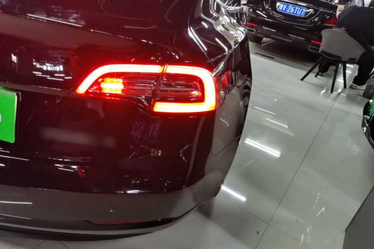 Tesla Model 3 2021 #8 Tesla Model 3 2021 car image #8