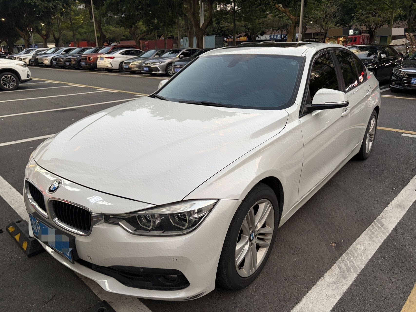 BMW 3 Series 2016 BMW 3 Series 2016 car image