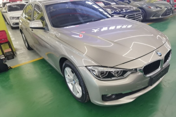 BMW 3 Series 2017 #6 BMW 3 Series 2017 car image #6