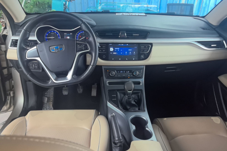 GEELY Emgrand 2018 #10 GEELY Emgrand 2018 car image #10