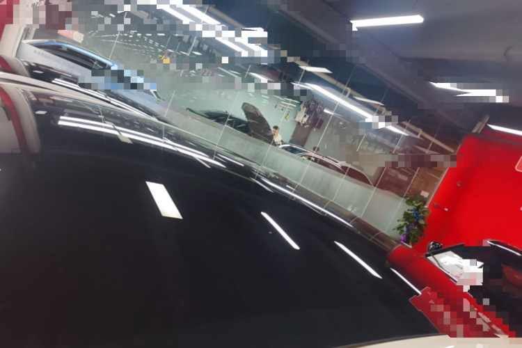 Tesla Model Y 2022 car image #25