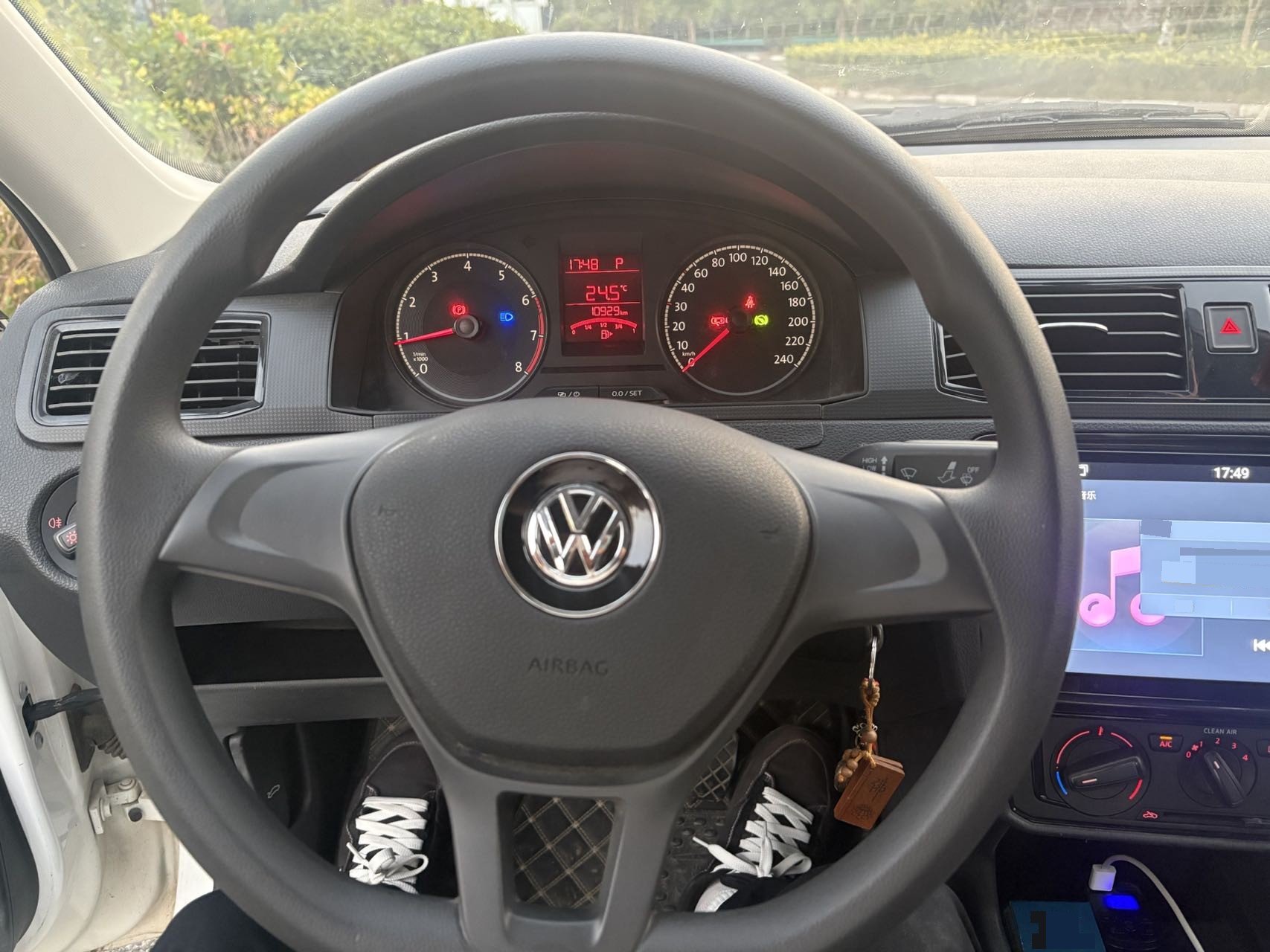 Volkswagen Santana 2023 car image #10