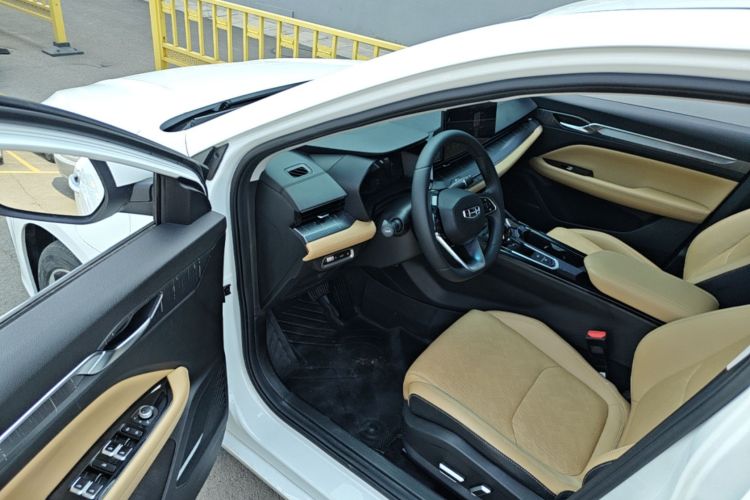 GEELY Emgrand L HiP 2024 car image #16