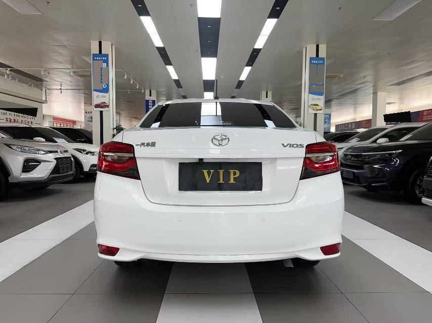 Toyota Vios 2023 immagine di auto #4