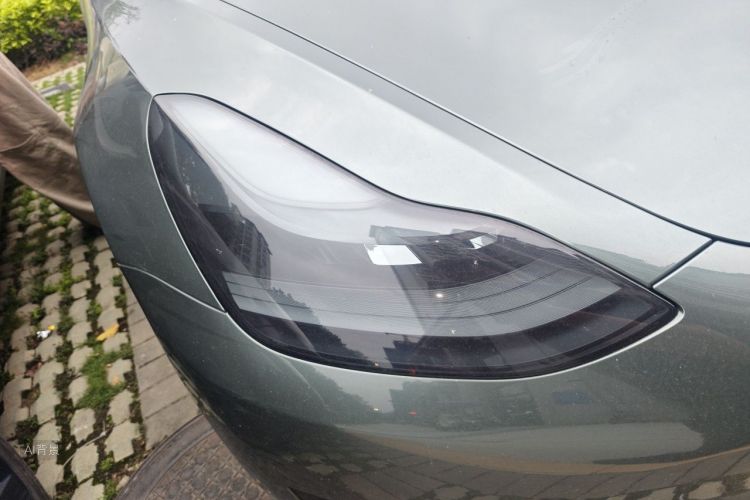 Tesla Model 3 2021 car image #8