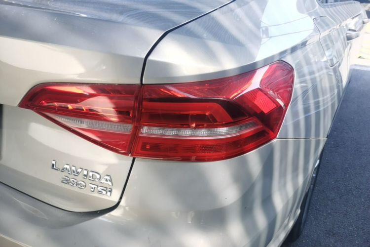 Volkswagen Lavida 2019 #8 Volkswagen Lavida 2019 car image #8