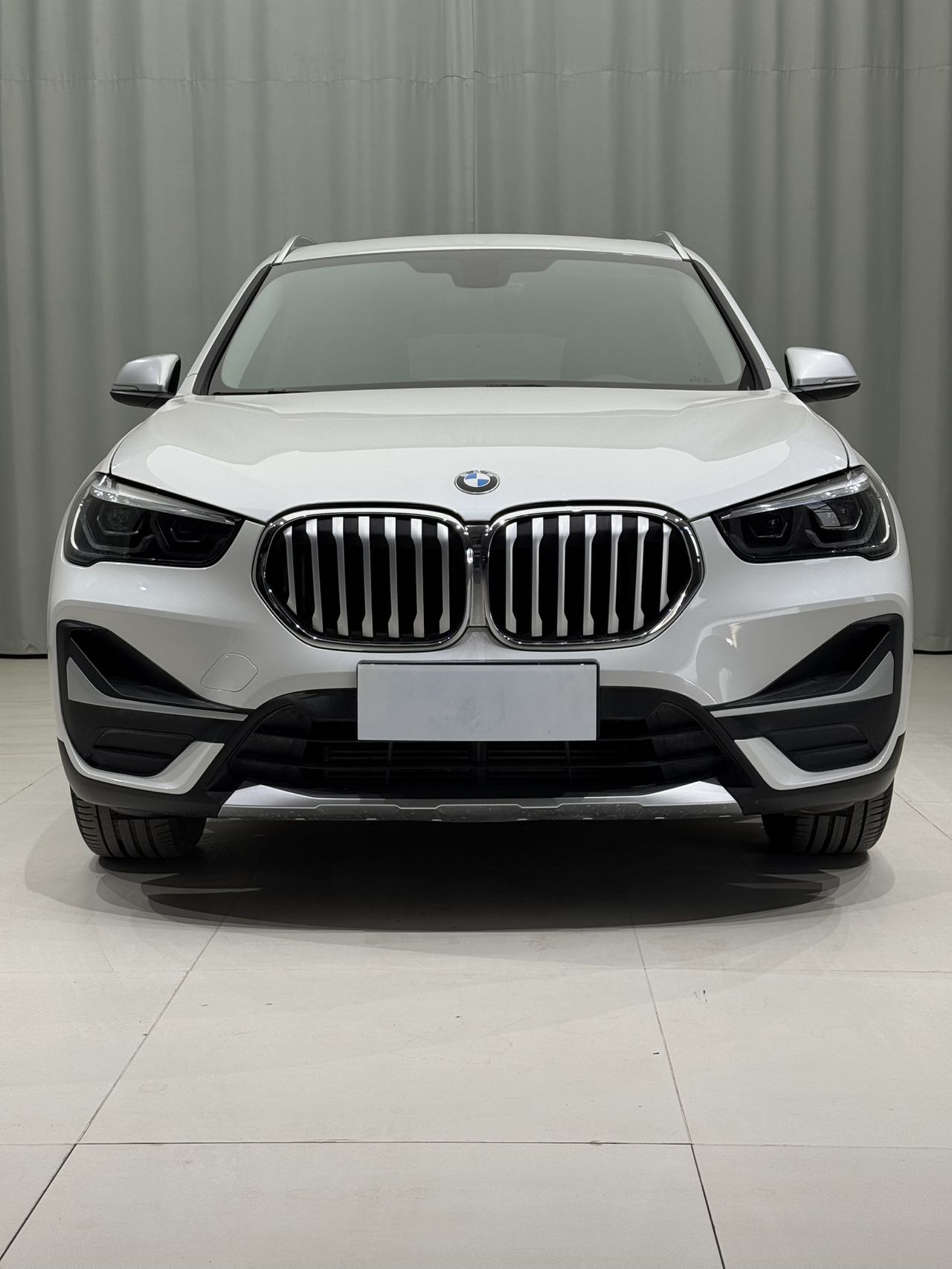 2022 car image #2
