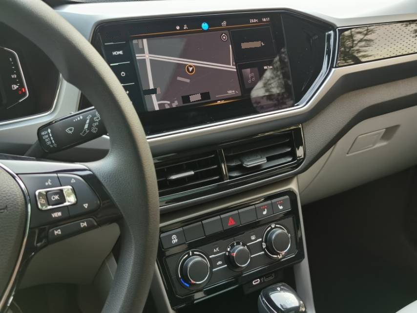 Volkswagen T-Cross 2023 car image #6