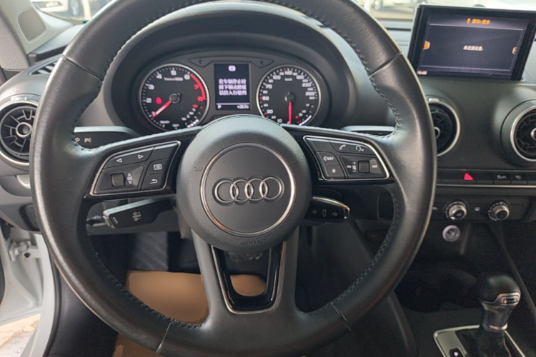 Audi A3 2020 immagine di auto #11