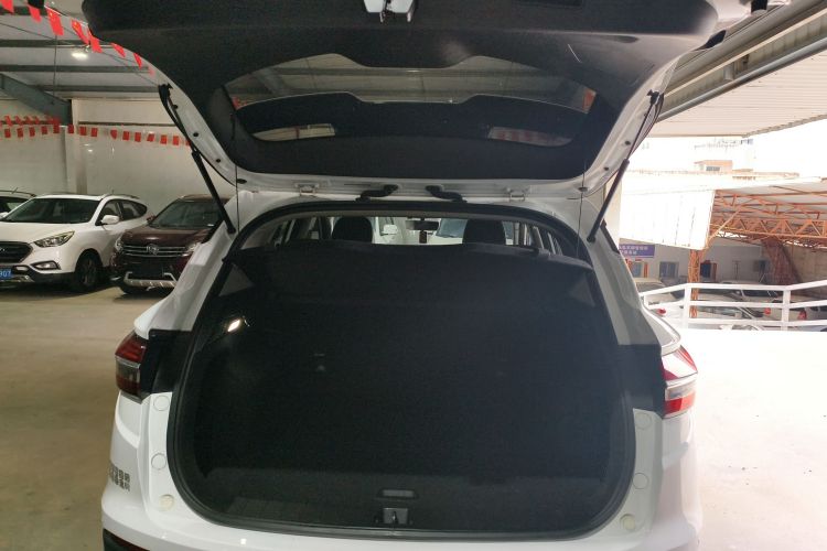 GEELY Coolray 2020 immagine di auto #19