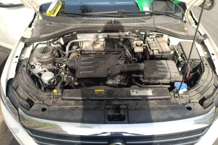 Volkswagen Lavida 2019 car image #22