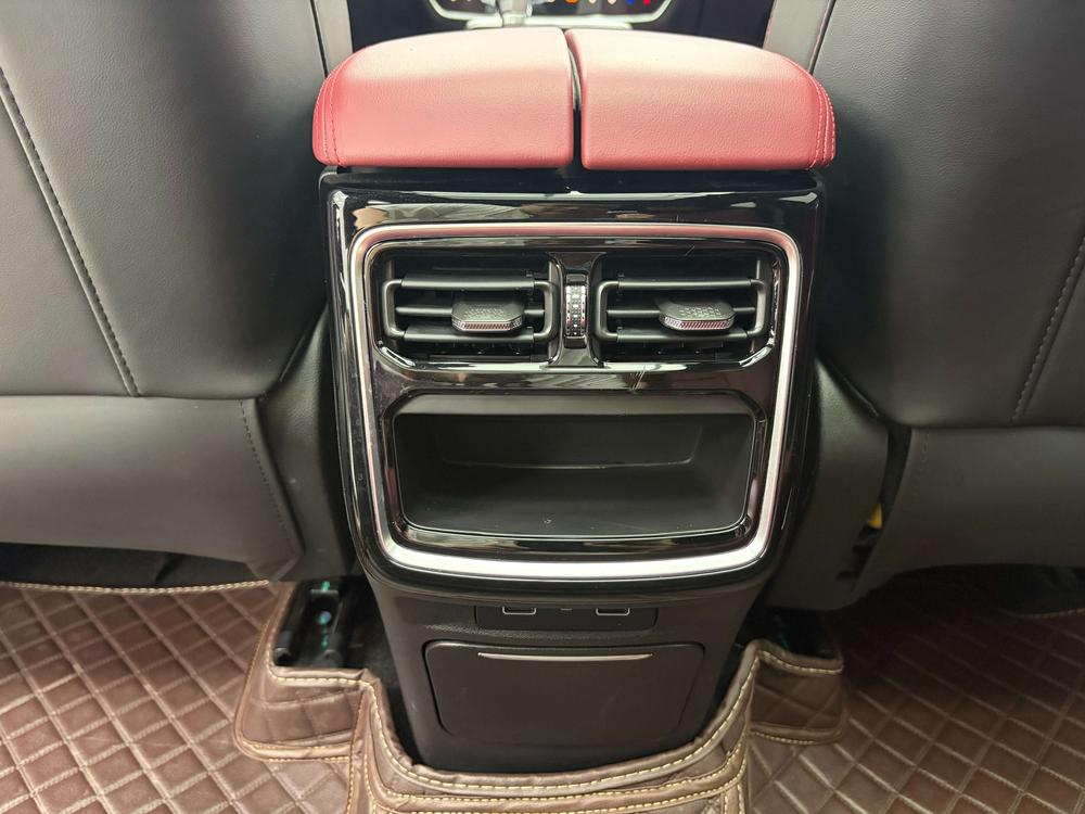 Jetour X70 PLUS 2021 #8 Jetour X70 PLUS 2021 car image #8