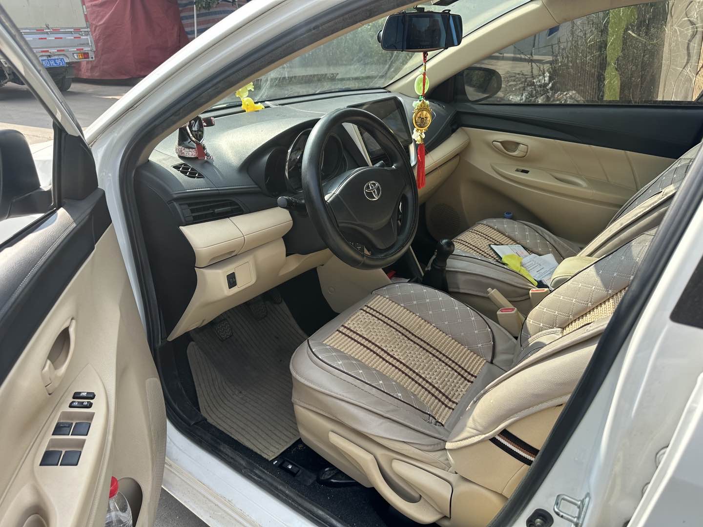 Toyota Vios 2016 car image #6