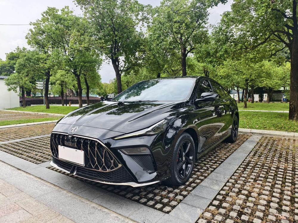 MG 5 Scorpio 2022 MG 5 Scorpio 2022 car image