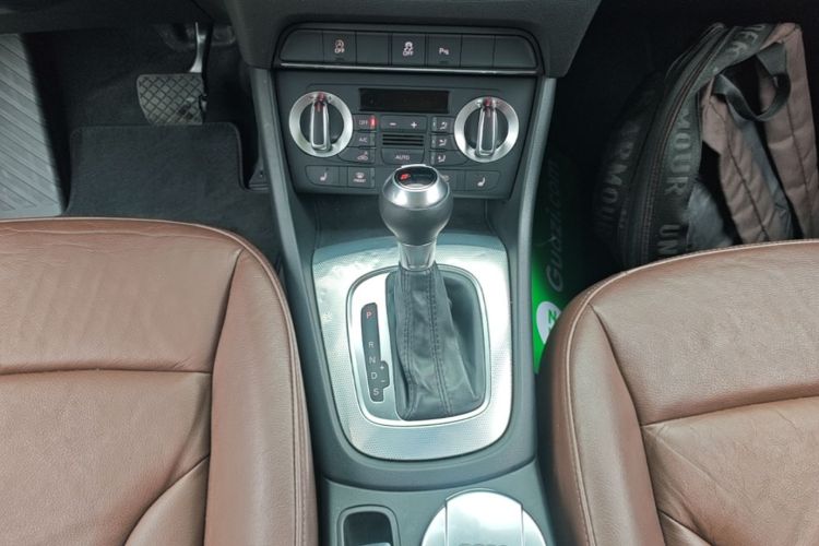 Audi Q3 2014 car image #14
