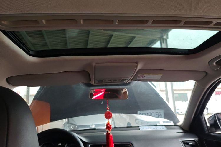 Volkswagen Lavida 2015 car image #18