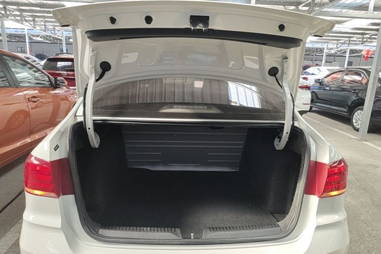 Volkswagen Santana 2016 image de voiture #21