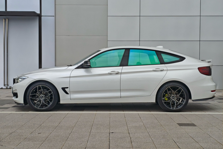 BMW 3 Series GT 2016 car image #14