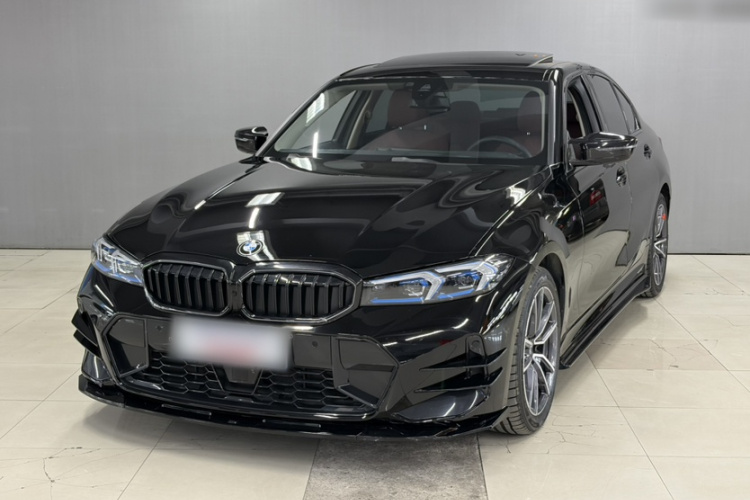 BMW 3 Series 2025 #2 BMW 3 Series 2025 car image #2