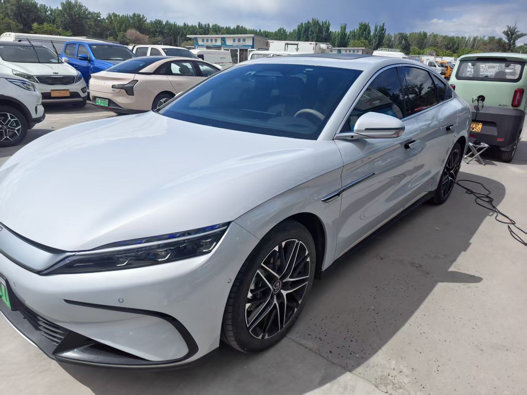 BYD Han 2025 car image 