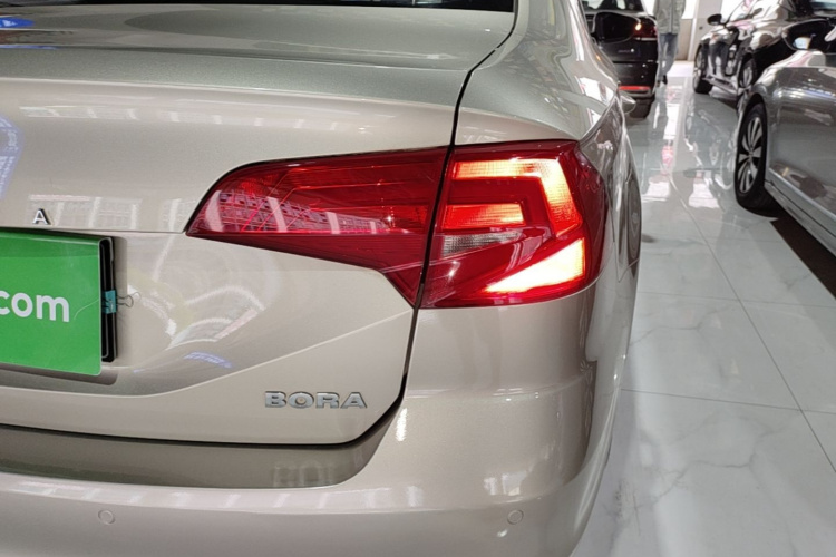 Volkswagen Bora 2018 #8 Volkswagen Bora 2018 car image #8