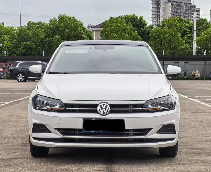 Volkswagen Polo 2020 car image 