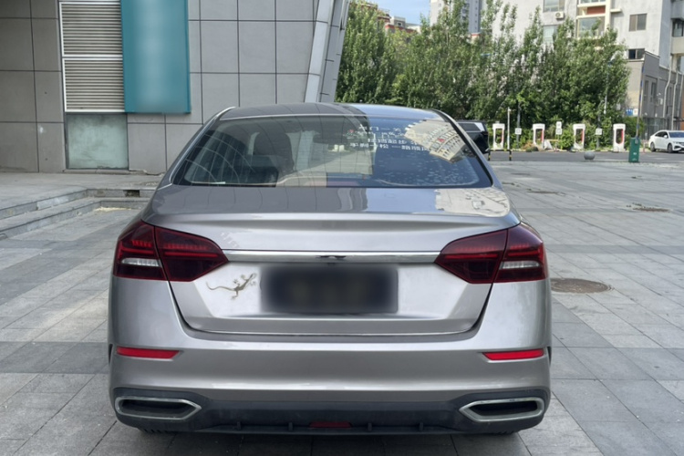 GEELY Emgrand 2021 car image #6