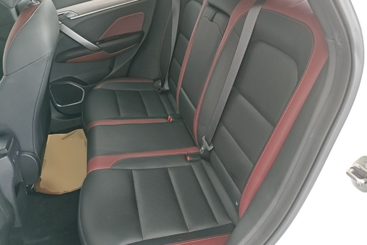 GEELY Coolray 2019 car image #17