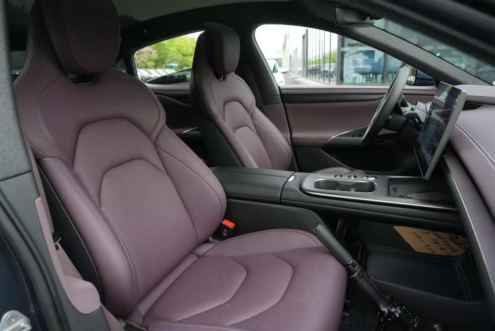 2024 #11 2024 immagine di auto #11