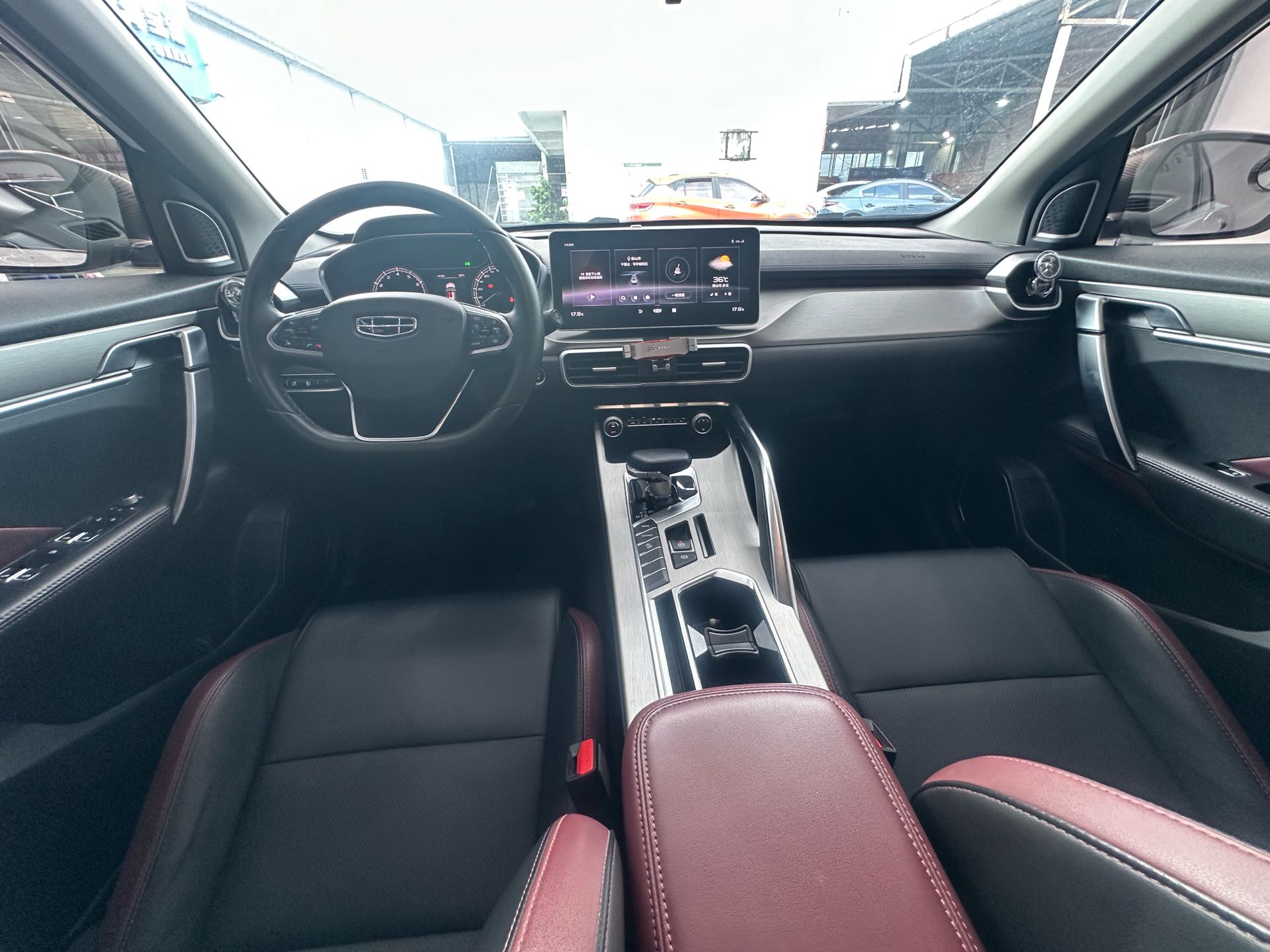 GEELY Coolray 2022 #10 GEELY Coolray 2022 car image #10