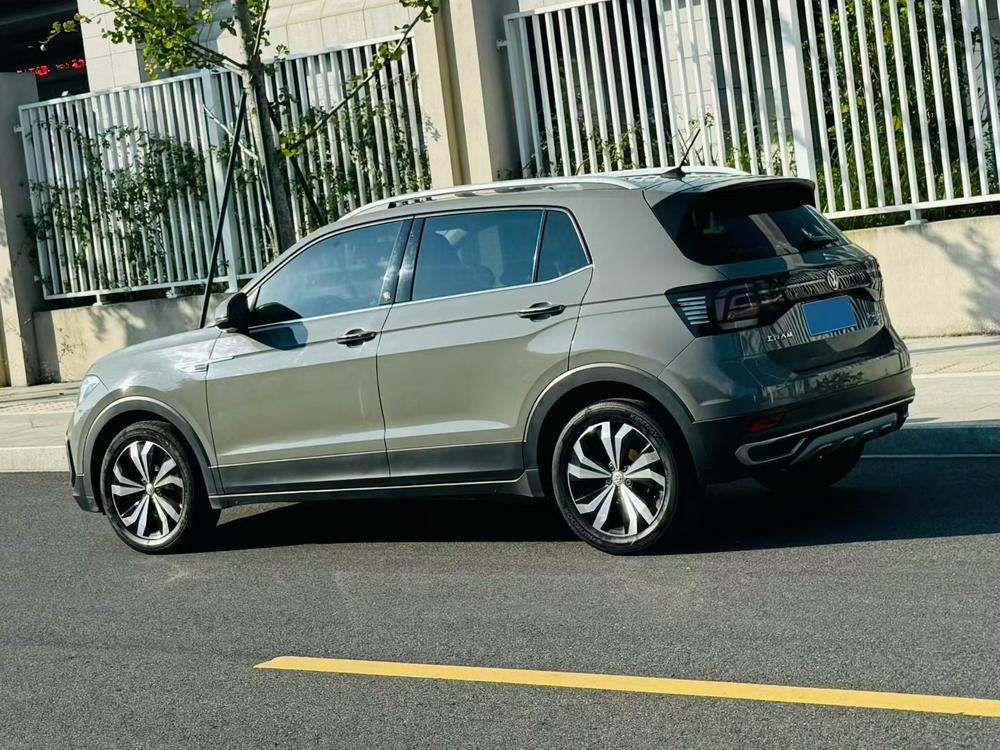 Volkswagen T-Cross 2019 car image #4