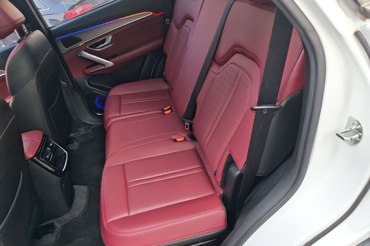 Jetour X70 PLUS 2025 car image #17