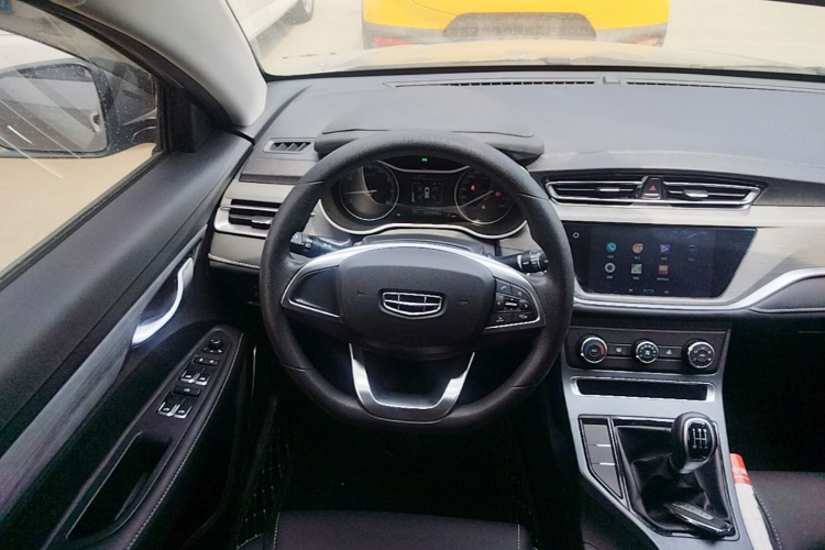 GEELY Emgrand 2021 car image #11