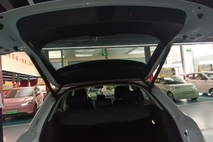 Audi Q3 2019 #19 Audi Q3 2019 car image #19