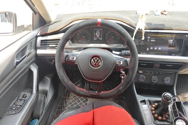Volkswagen Lavida 2020 car image #12