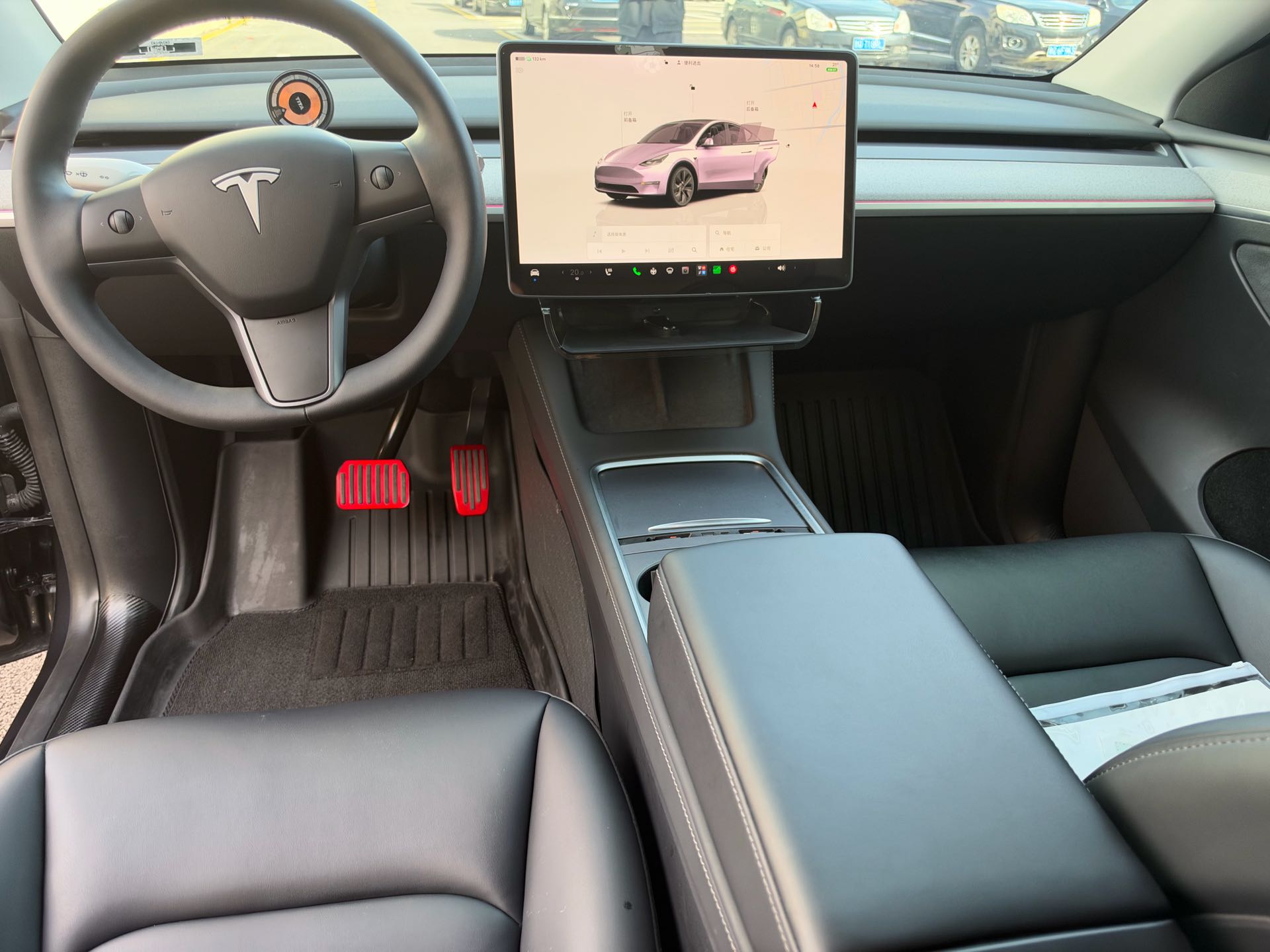 Tesla Model Y 2024 #4 Tesla Model Y 2024 صورة سيارة #4