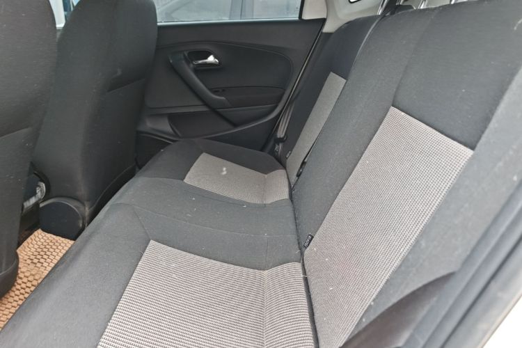 Volkswagen Polo 2016 #17 Volkswagen Polo 2016 car image #17