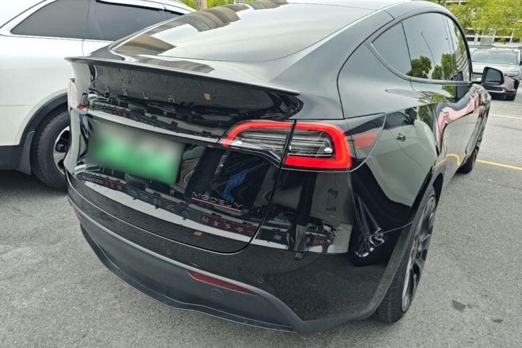 Tesla Model Y 2023 #7 Tesla Model Y 2023 immagine di auto #7