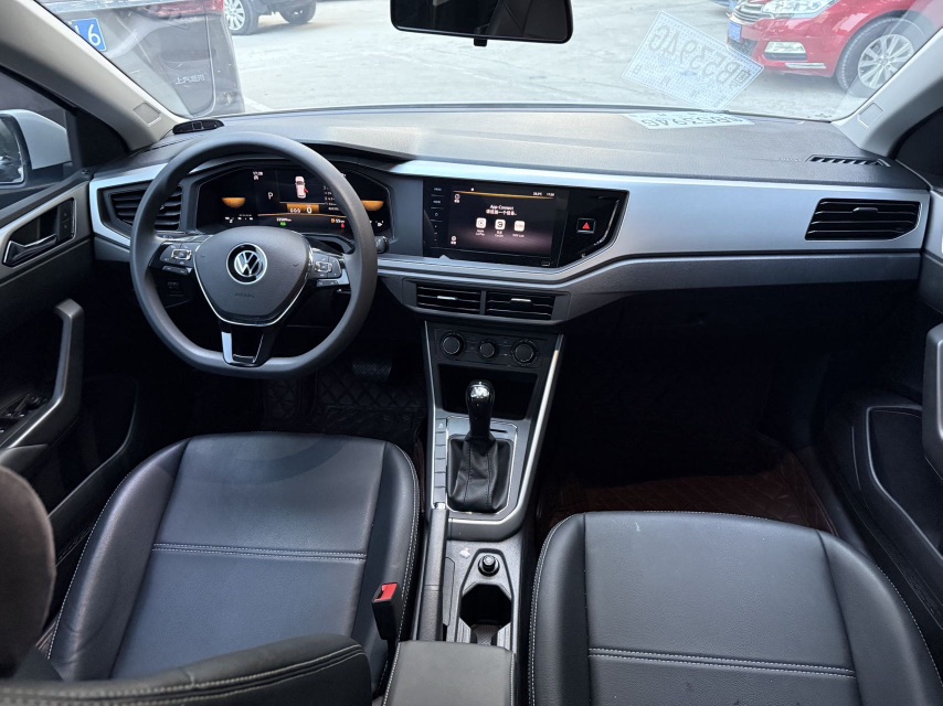 Volkswagen Polo 2024 car image #9