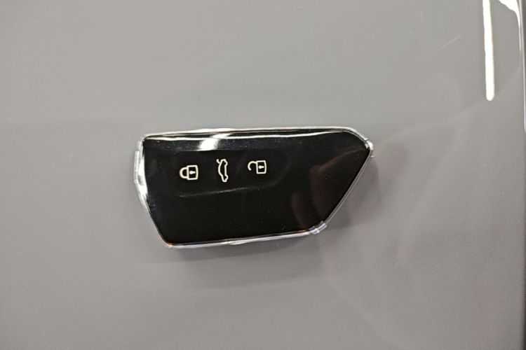 Volkswagen Golf 2024 #9 Volkswagen Golf 2024 car image #9