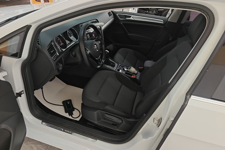 Volkswagen Golf 2019 #15 Volkswagen Golf 2019 car image #15