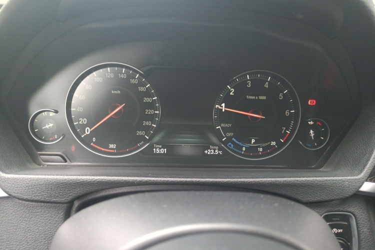 BMW 3 Series 2018 car image #16