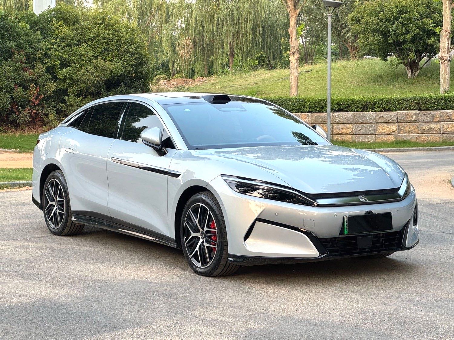 BYD HanL 2025 car image #3
